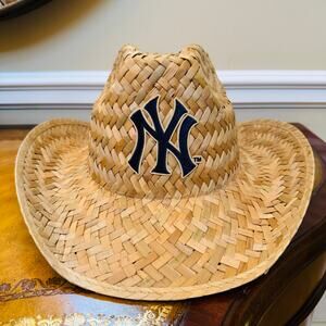 2025 NEW YORK YANKEES Cowboy Hat SGA July 30, 2025 Budweiser Giveaway MLB NEW